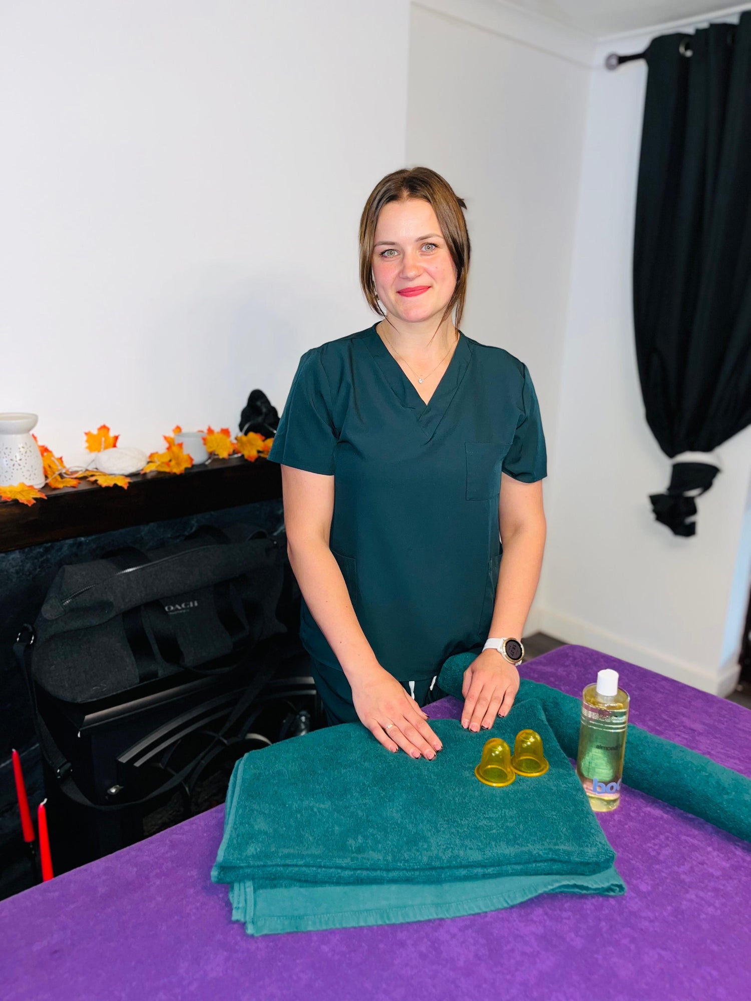 Deep tissue massage therapist
