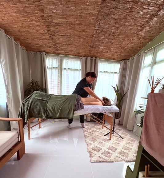 Relaxing massage Treatment - Nuneaton